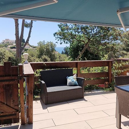 petite maison au calme - piscine en copropriété, terrasse, mer Vallauris Extérieur photo