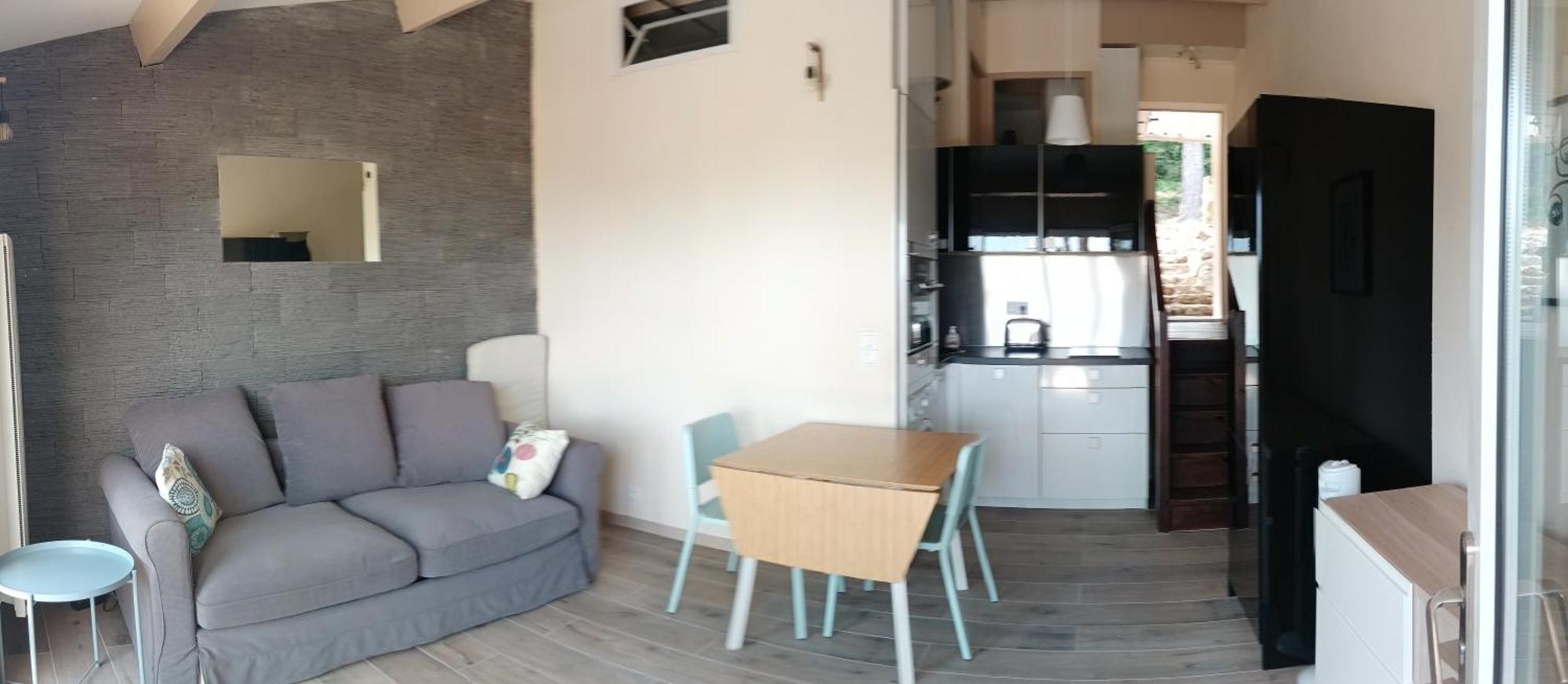 petite maison au calme - piscine en copropriété, terrasse, mer Vallauris Extérieur photo
